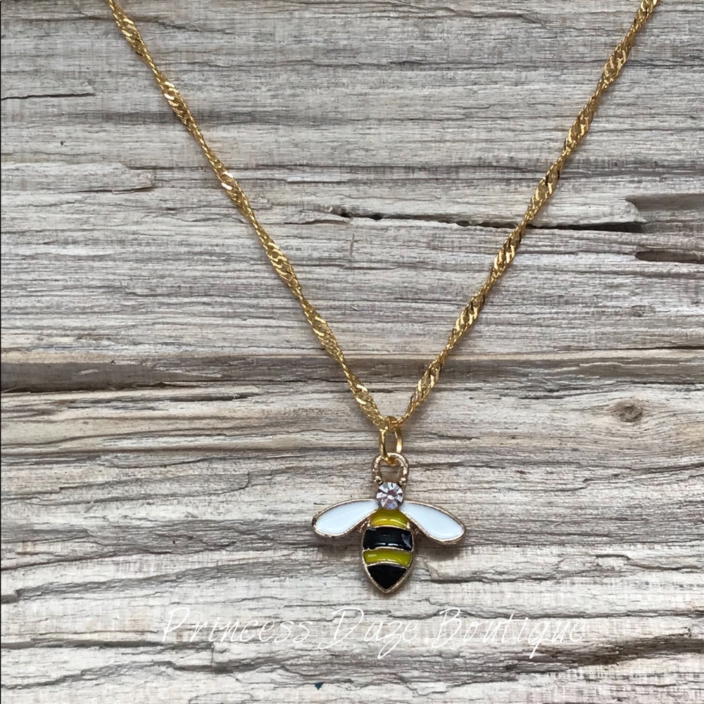 Gold Bumblebee Necklace‎